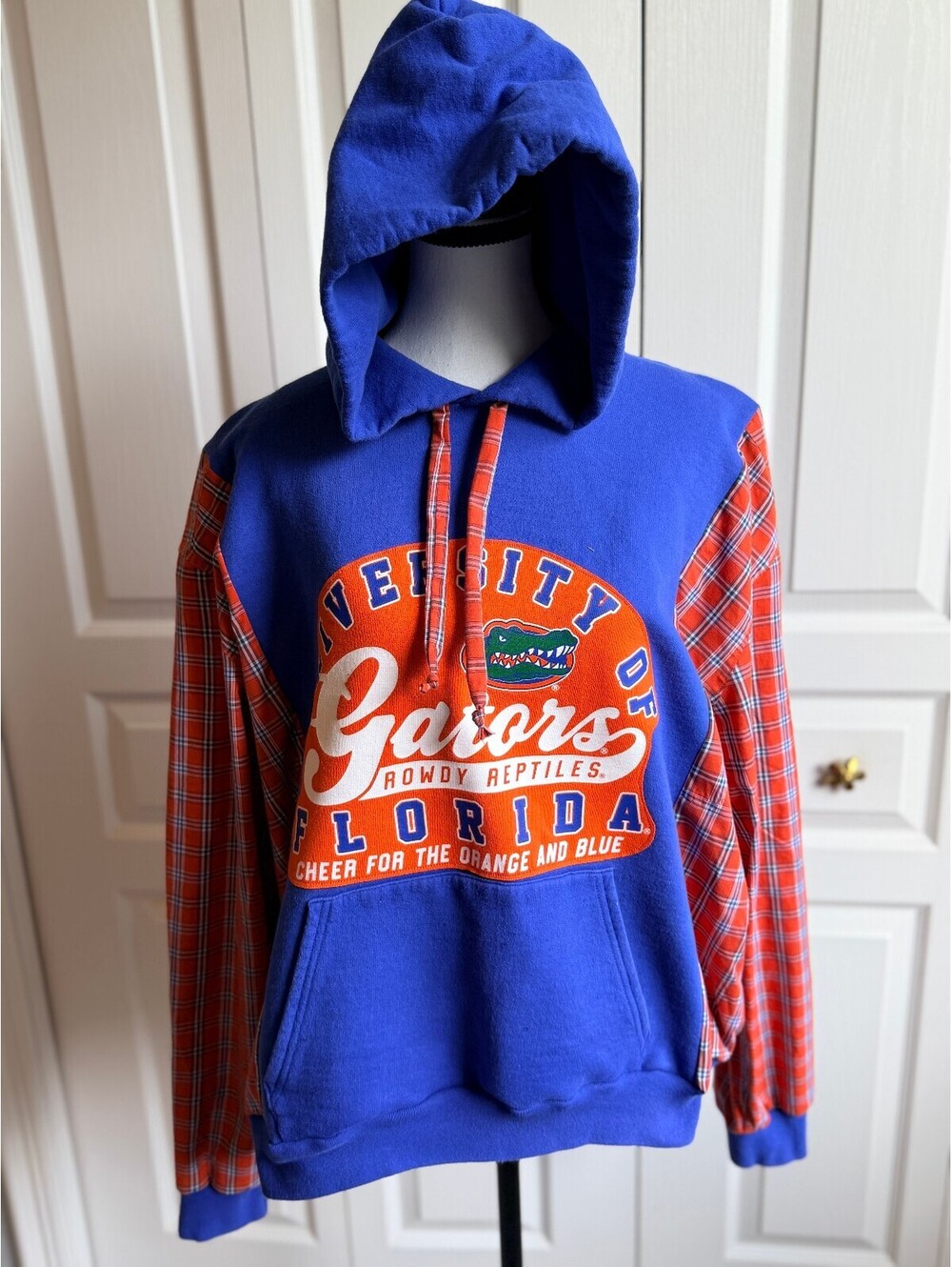 University of Florida Gators Hoodie with Plaid Sleeves, Size Large